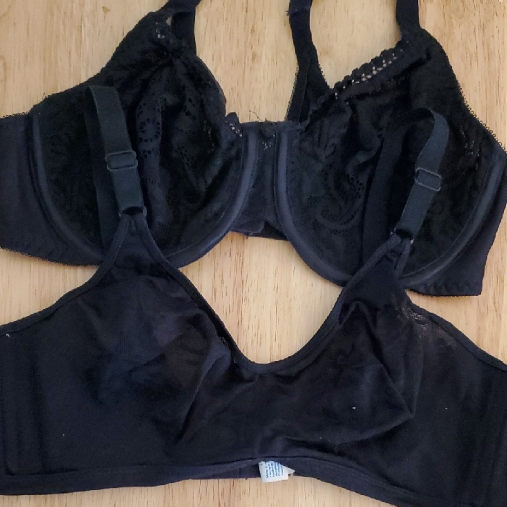 Elegant Warners Or Bali Black Lace Bra